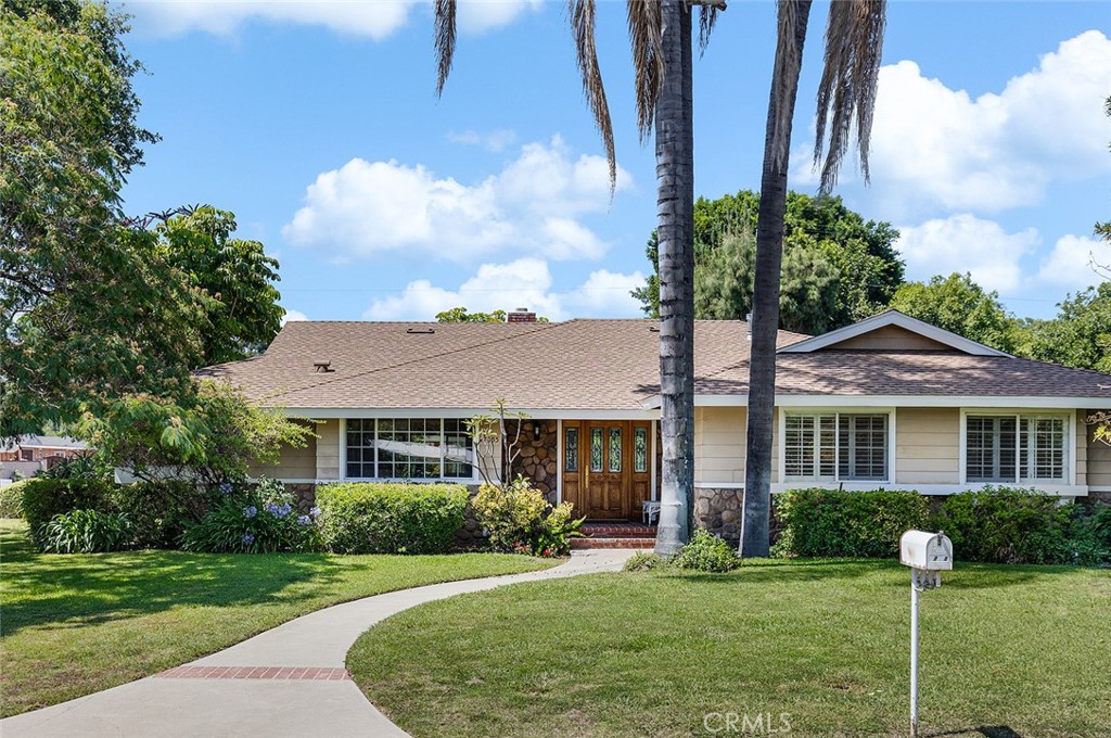 17055 Community Property Photo
