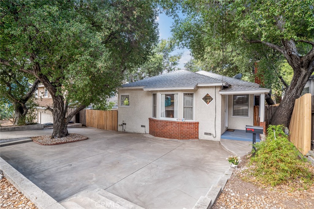 3732 Mayfield Property Photo 1