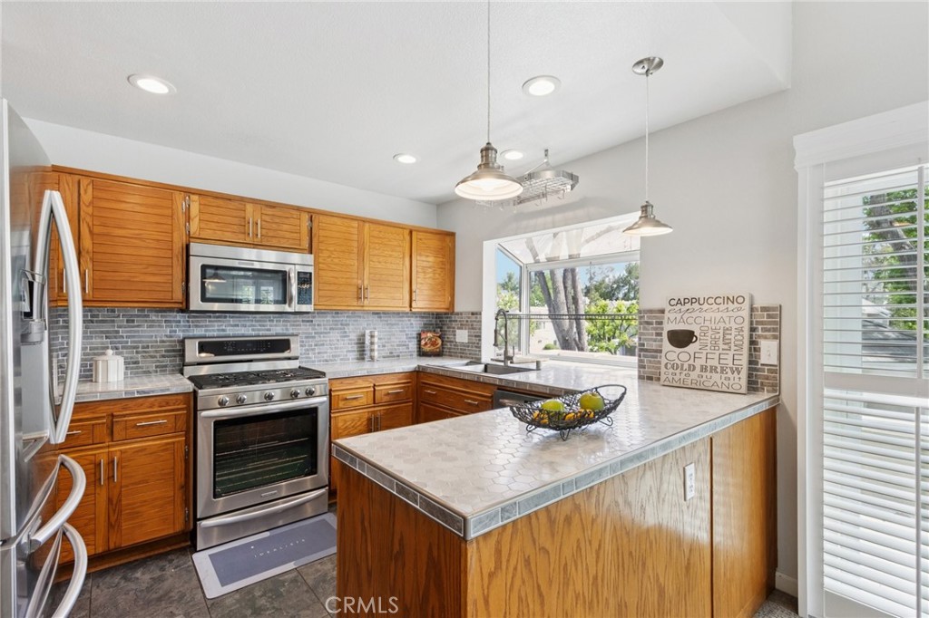 26107 Mcbean Property Photo 11