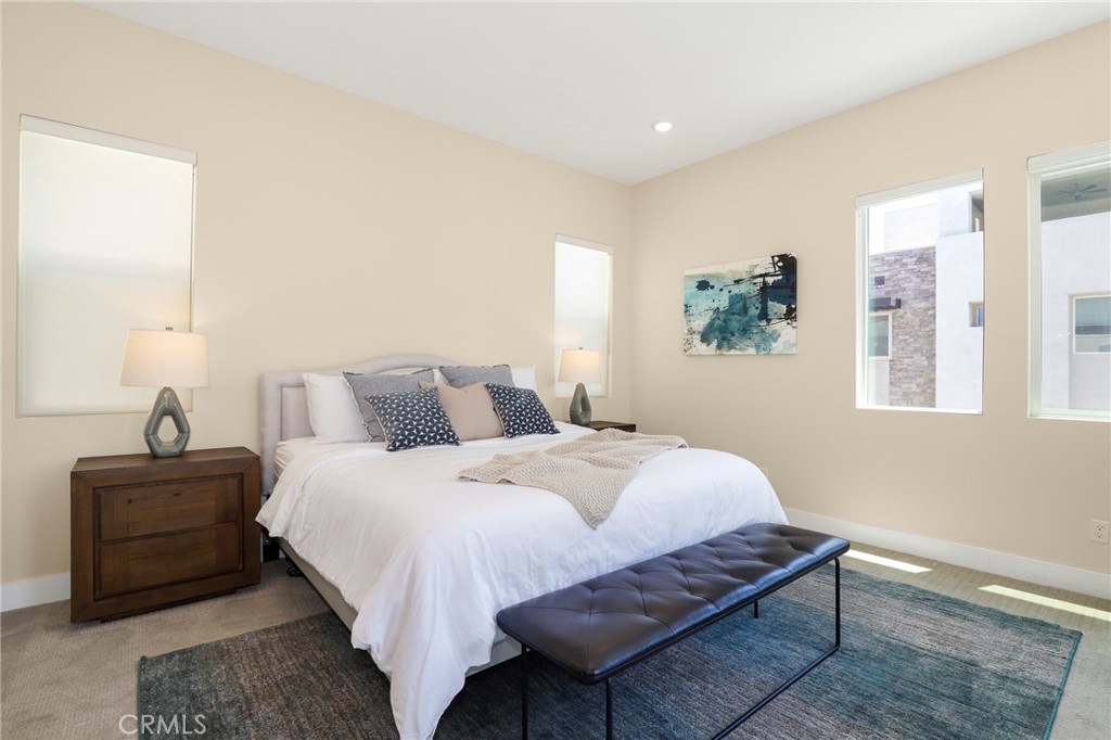 27512 Golden Currant Place Property Photo 13