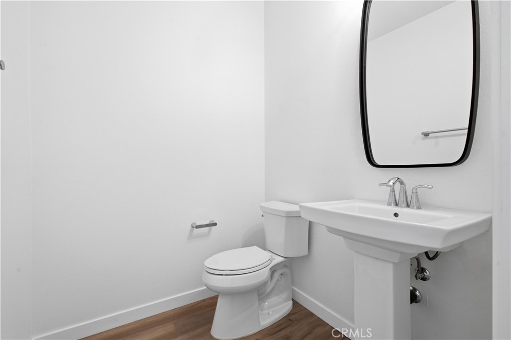 872 W Walnut Avenue A Property Photo 14