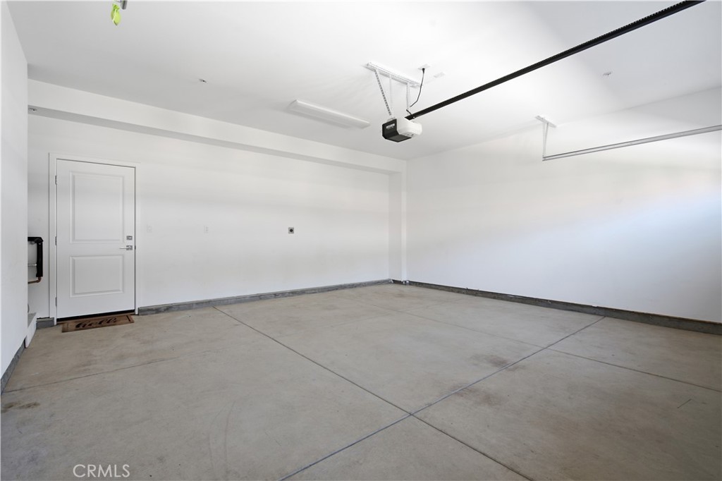 872 W Walnut Avenue A Property Photo 16