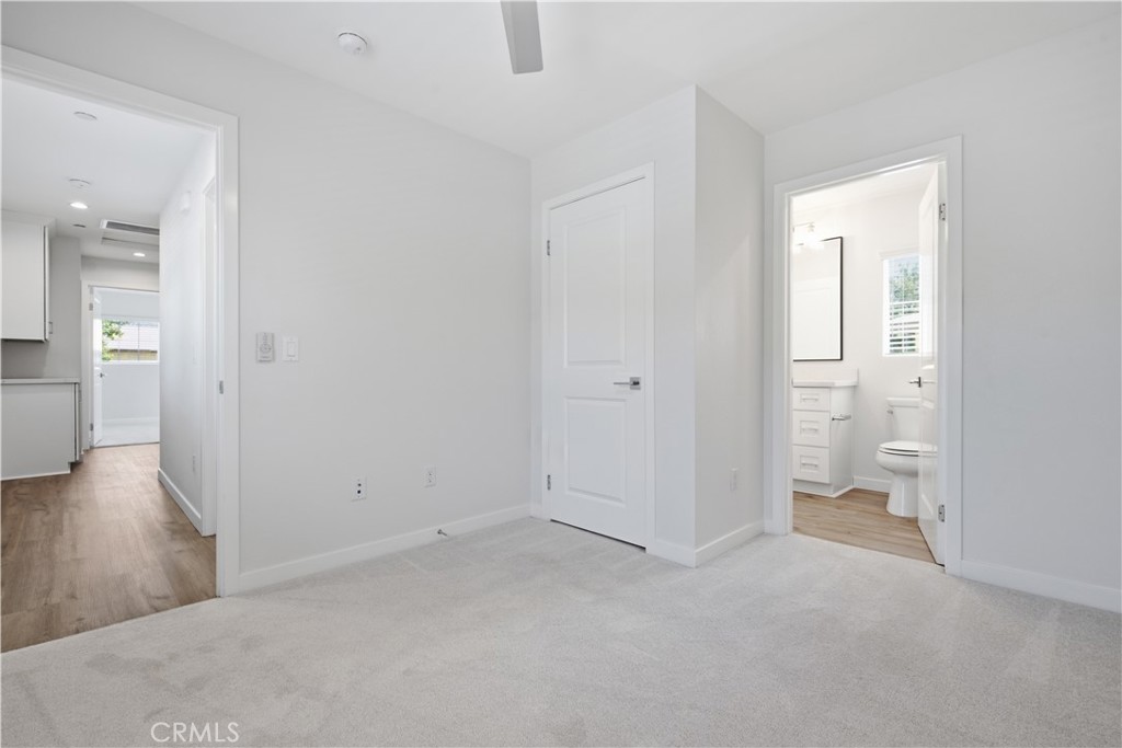 872 W Walnut Avenue A Property Photo 31