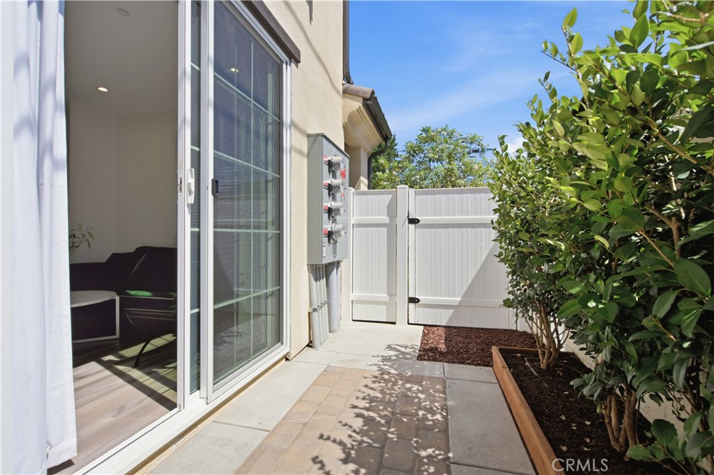 872 W Walnut Avenue A Property Photo 34