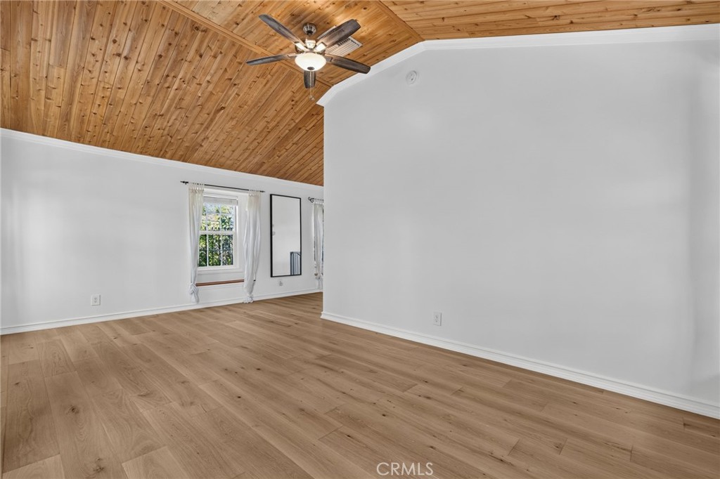4151 Farmdale Ave Property Photo 10