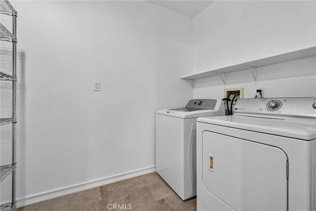 4151 Farmdale Ave Property Photo 17