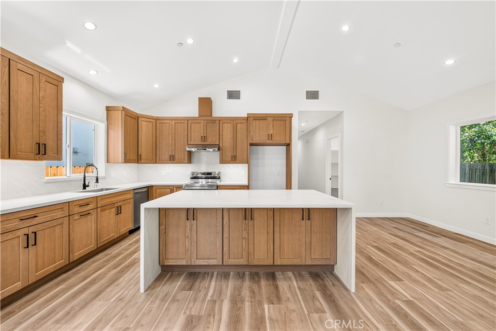 8738 Apperson Street Property Photo 3