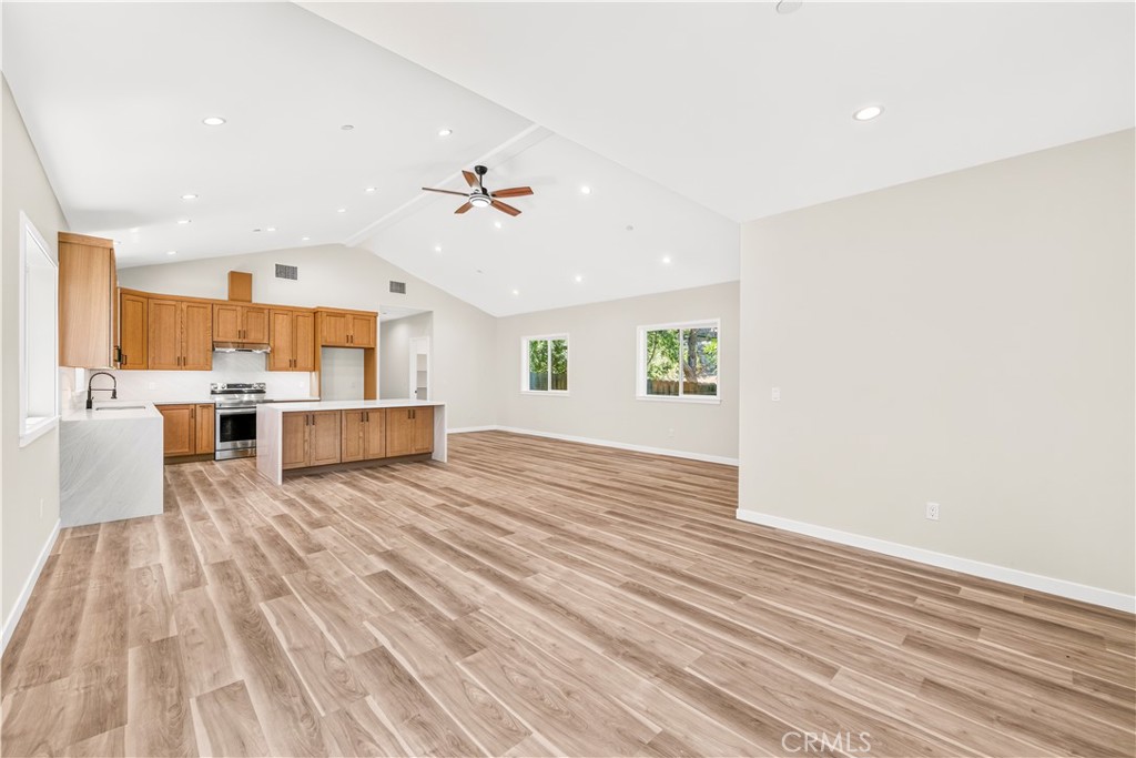8738 Apperson Street Property Photo 4