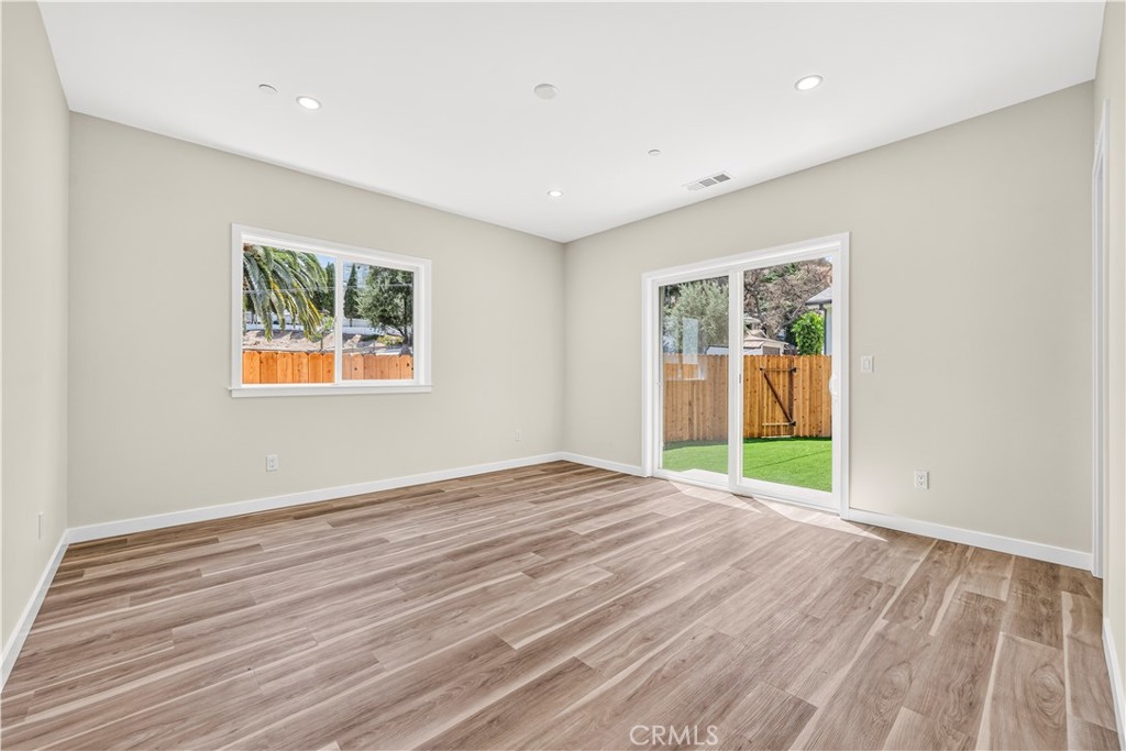 8738 Apperson Street Property Photo 6