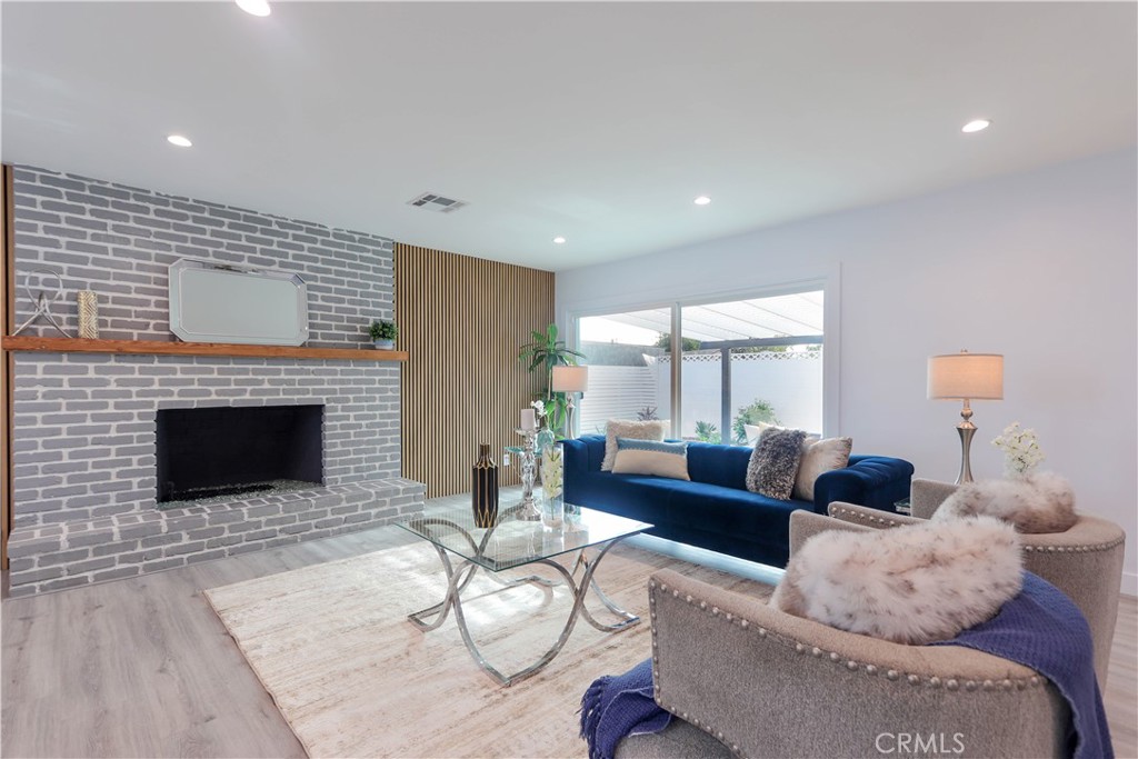 8363 Palais Property Photo 8