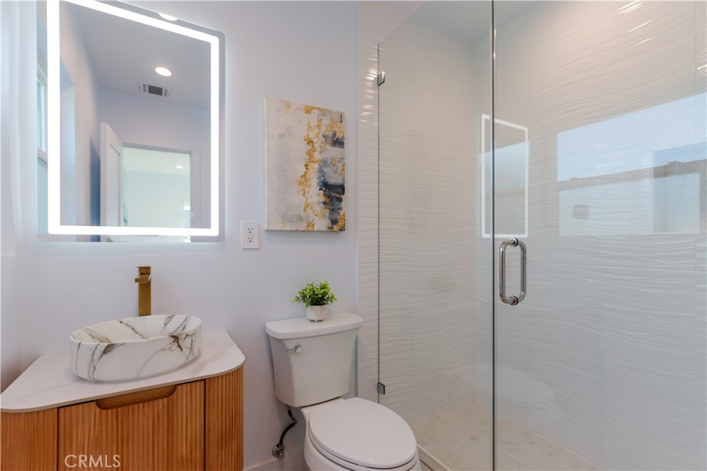 8363 Palais Property Photo 25