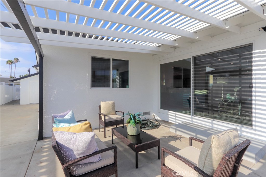 8363 Palais Property Photo 26