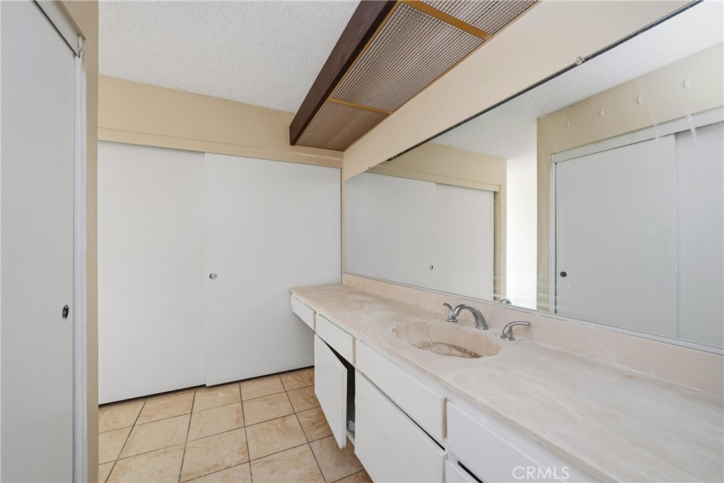 3274 Little Mountain D Property Photo 27