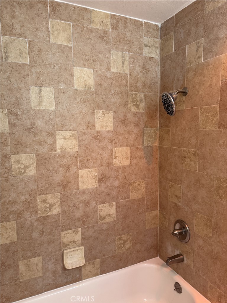 830 N El Molino Property Photo 5