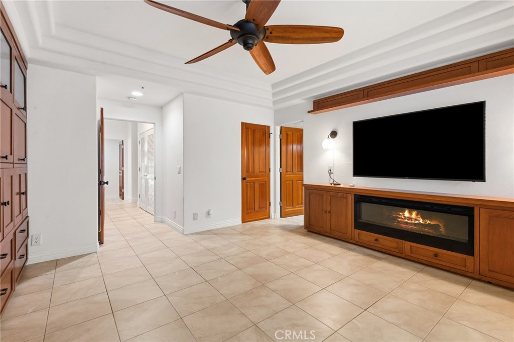 716 Manhattan Beach Boulevard Property Photo 24