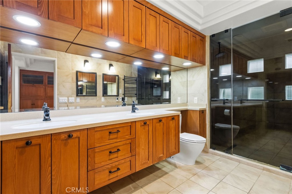 716 Manhattan Beach Boulevard Property Photo 26