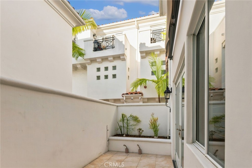 716 Manhattan Beach Boulevard Property Photo 31
