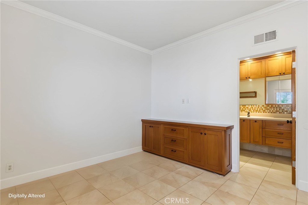 716 Manhattan Beach Boulevard Property Photo 36