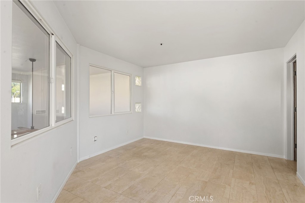 716 Manhattan Beach Boulevard Property Photo 39