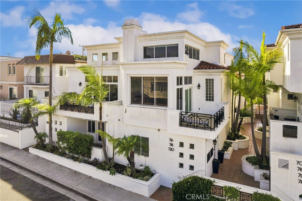 716 Manhattan Beach Boulevard Property Photo 45