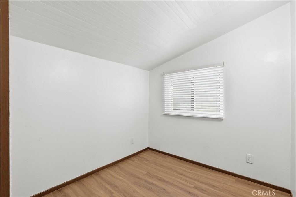 1024 Figueroa Terrace Property Photo 17