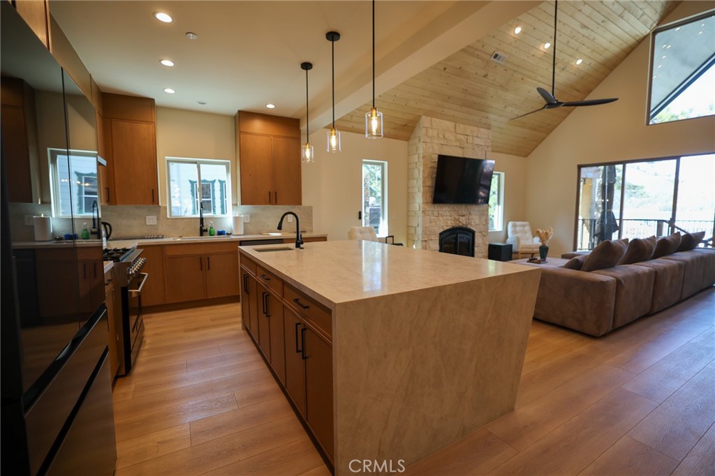 40260 Lakeview Property Photo 9