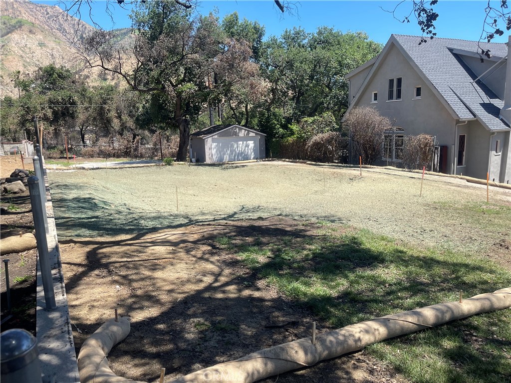 3216 N Mount Curve Property Photo 1