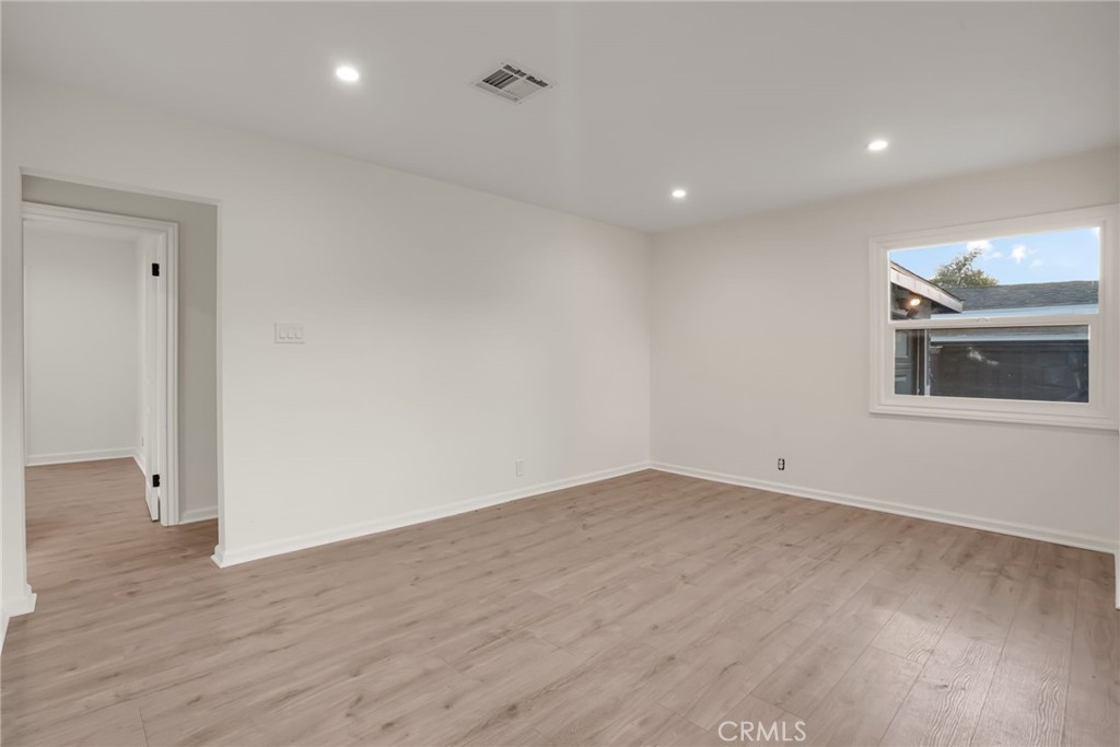 22432 Berdon Street Property Photo 6