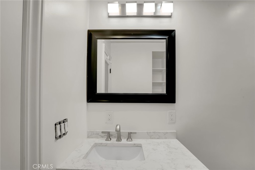 22432 Berdon Street Property Photo 23