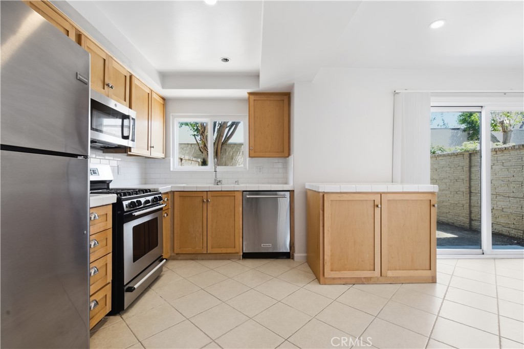 5664 Etiwanda Property Photo 10
