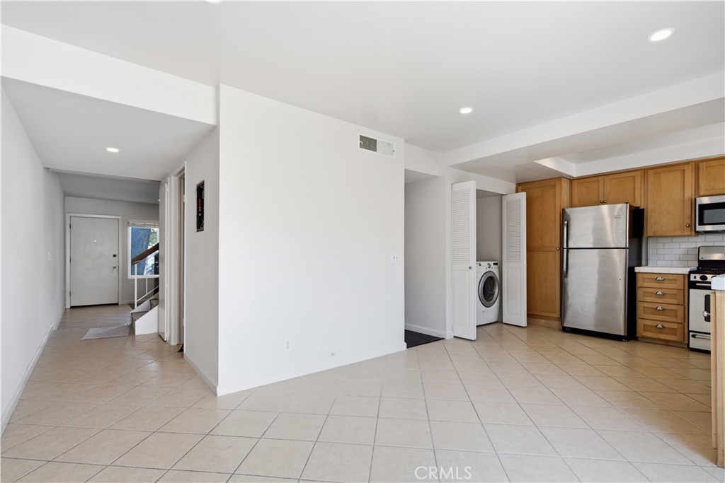 5664 Etiwanda Property Photo 16
