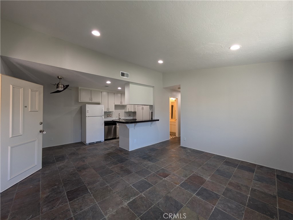 31200 Landau 602 Property Photo 2