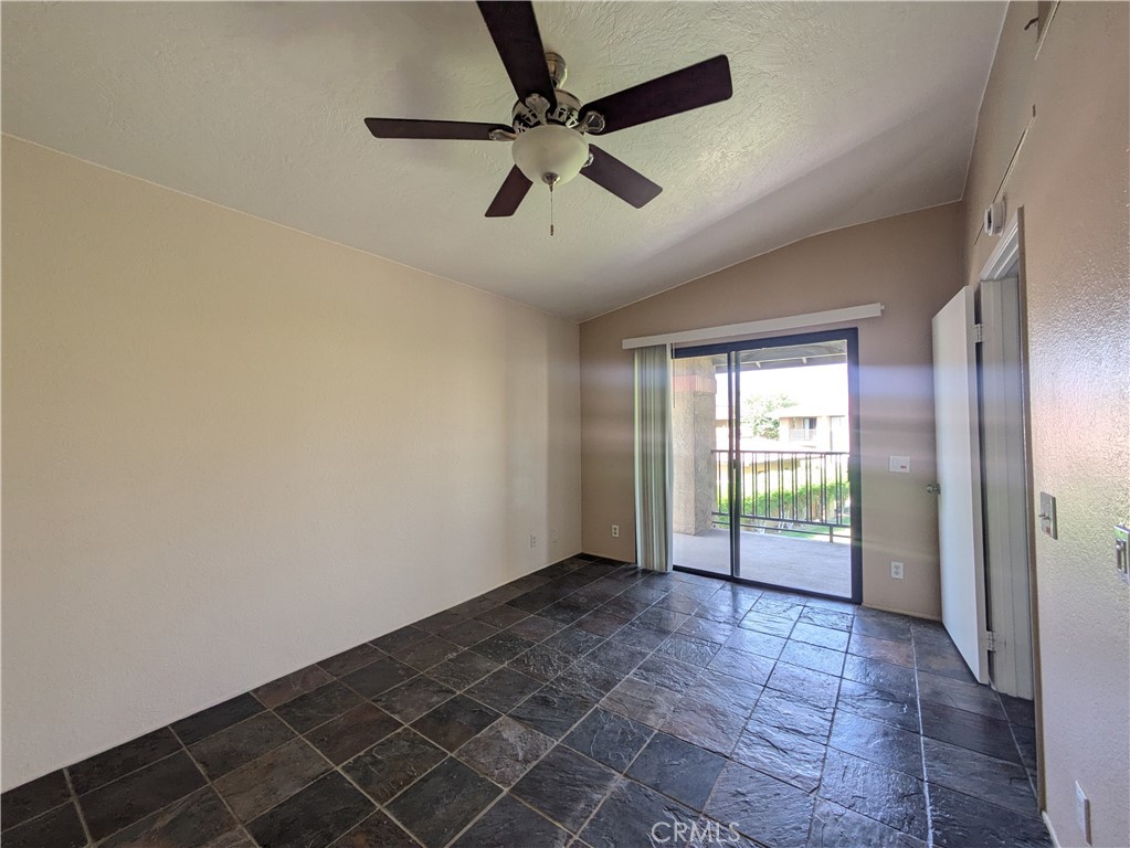 31200 Landau 602 Property Photo 9