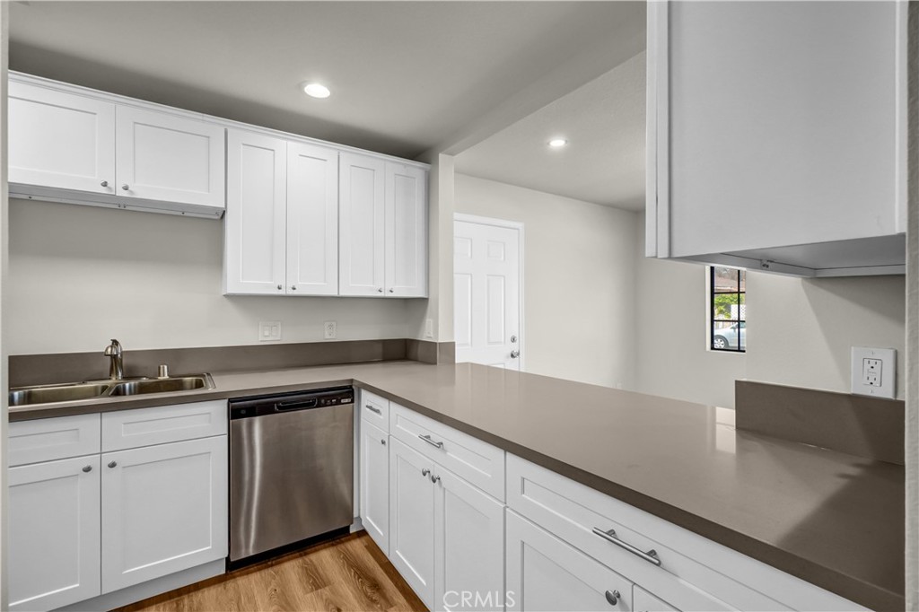 2535 California Avenue 1 Property Photo 11