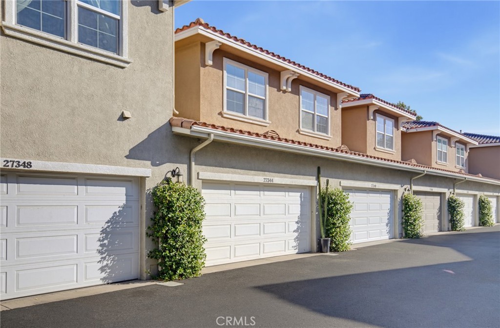 27344 Oaktree Place Property Photo 20