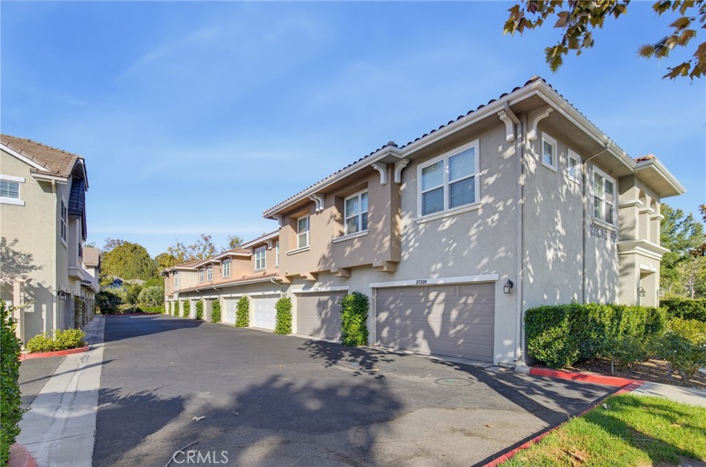 27344 Oaktree Place Property Photo 21