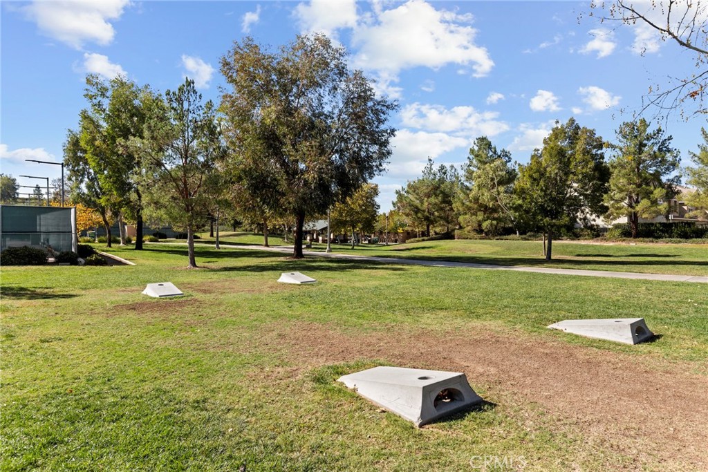 27344 Oaktree Place Property Photo 22