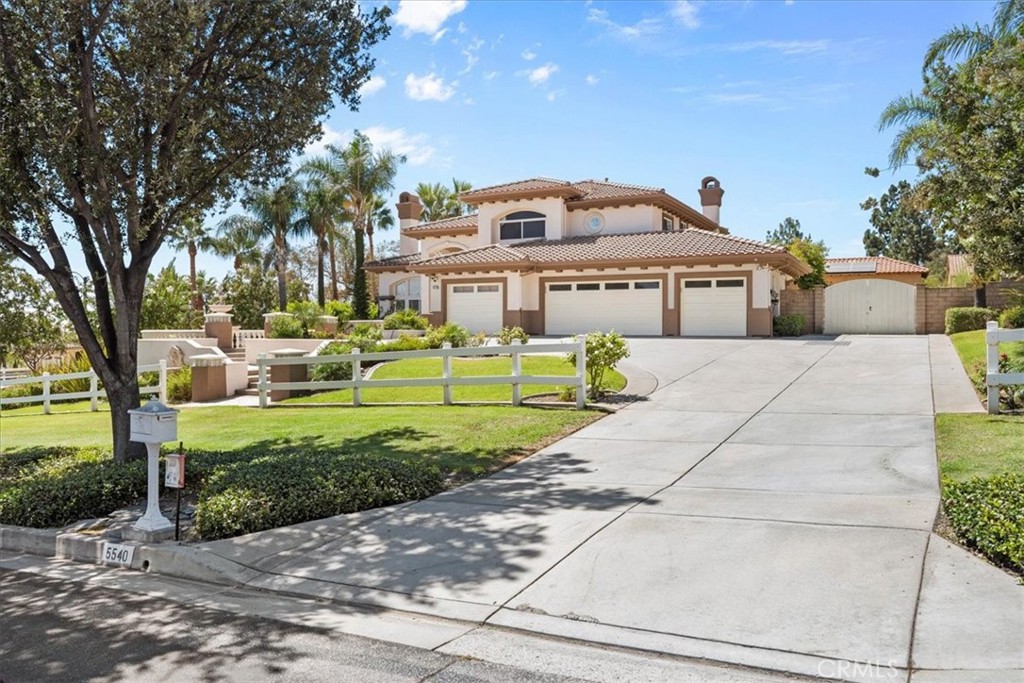 5540 High Meadow Property Photo 4