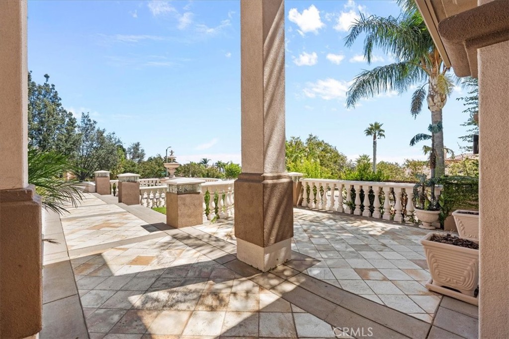 5540 High Meadow Property Photo 9