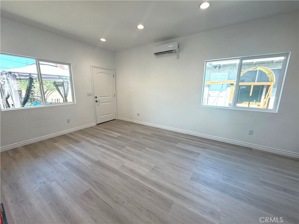 1544 N Hacienda Property Photo 2