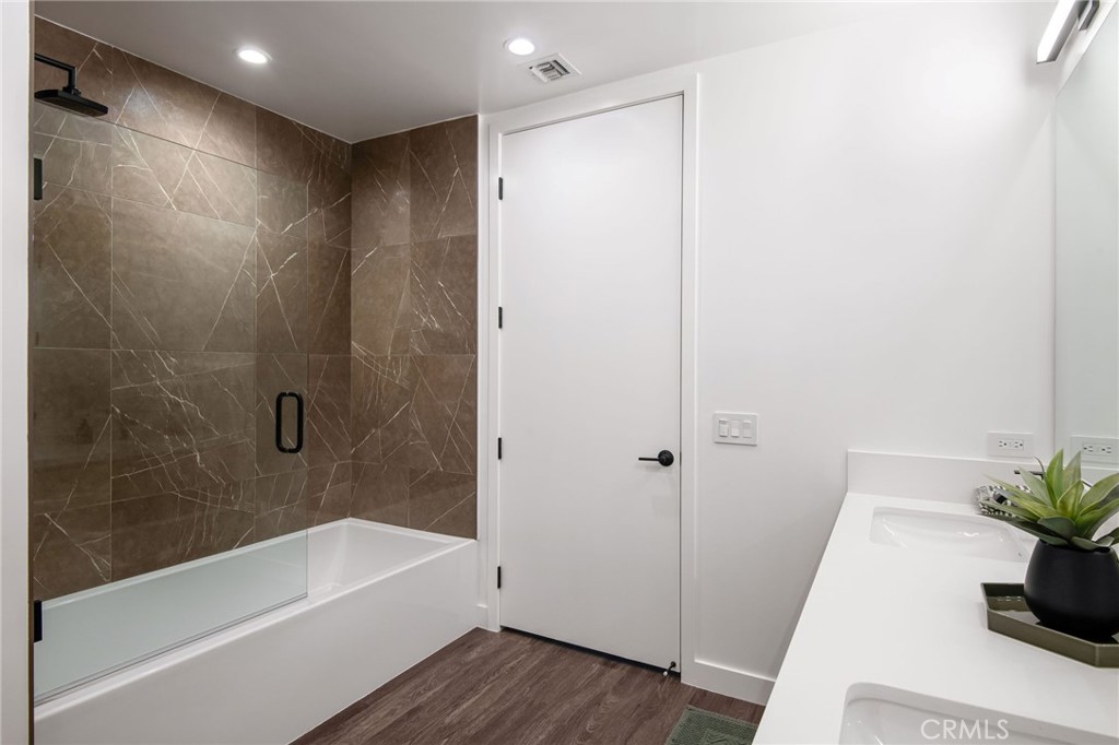 118 Astronaut Ellison S Onizuka Street 207 Property Photo 15
