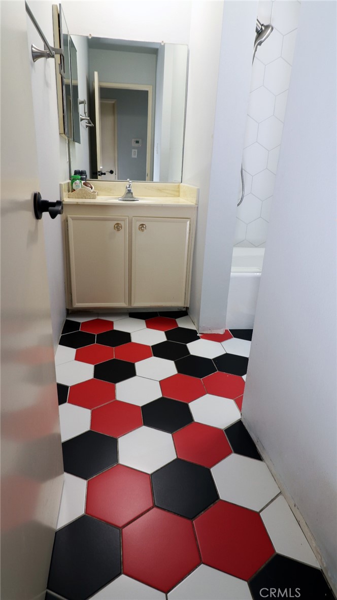5438 Mcculloch D Property Photo 11
