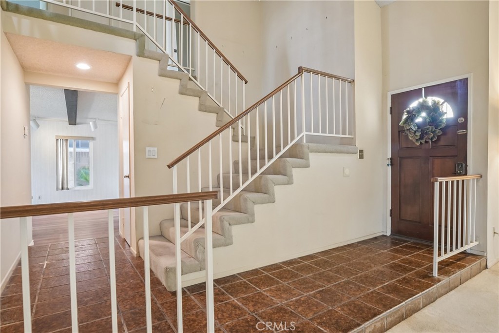 20259 Ingomar Street Property Photo 2