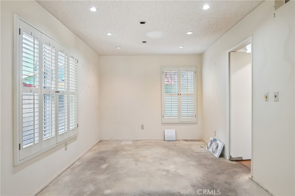 20259 Ingomar Street Property Photo 12