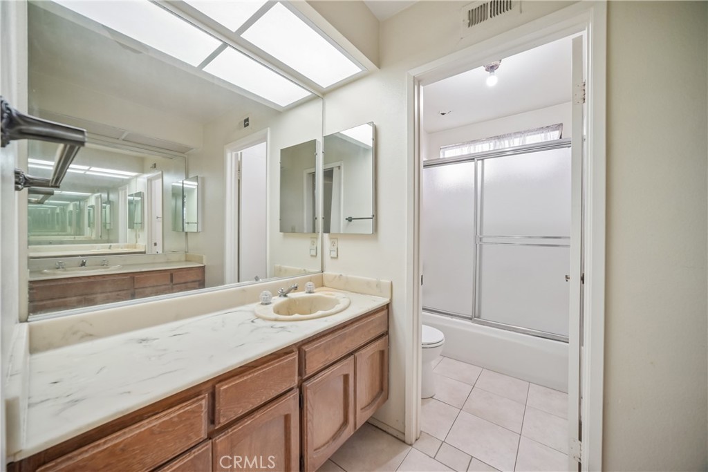 20259 Ingomar Street Property Photo 25