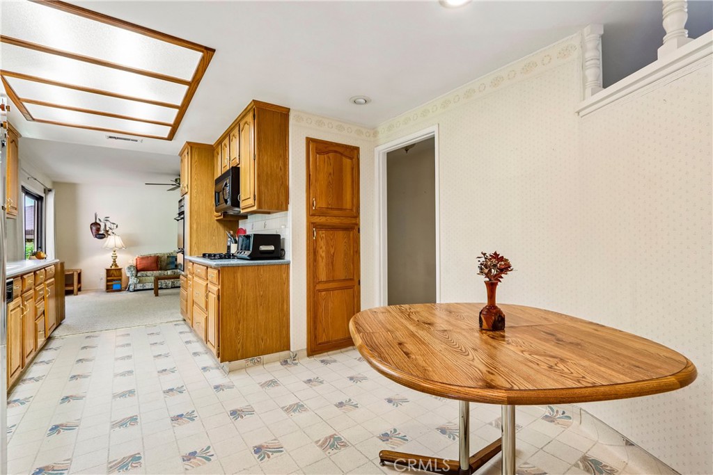 360 Franklin Avenue Property Photo 4