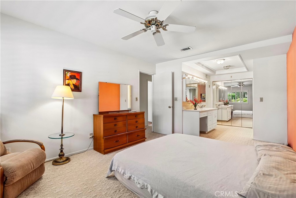 360 Franklin Avenue Property Photo 8
