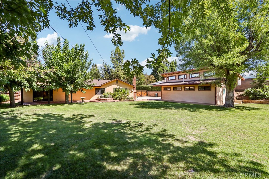 360 Franklin Avenue Property Photo 13