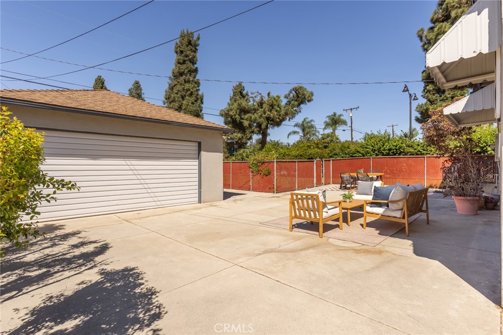 5403 Adele Avenue Property Photo 41