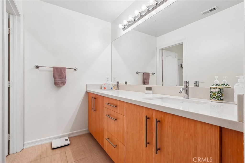 15723 Parkhouse Drive 94 Property Photo 18